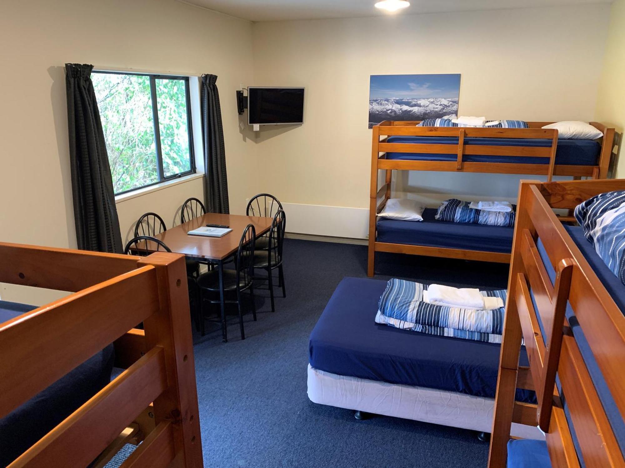 Haast River Motels & Holiday Park מראה חיצוני תמונה