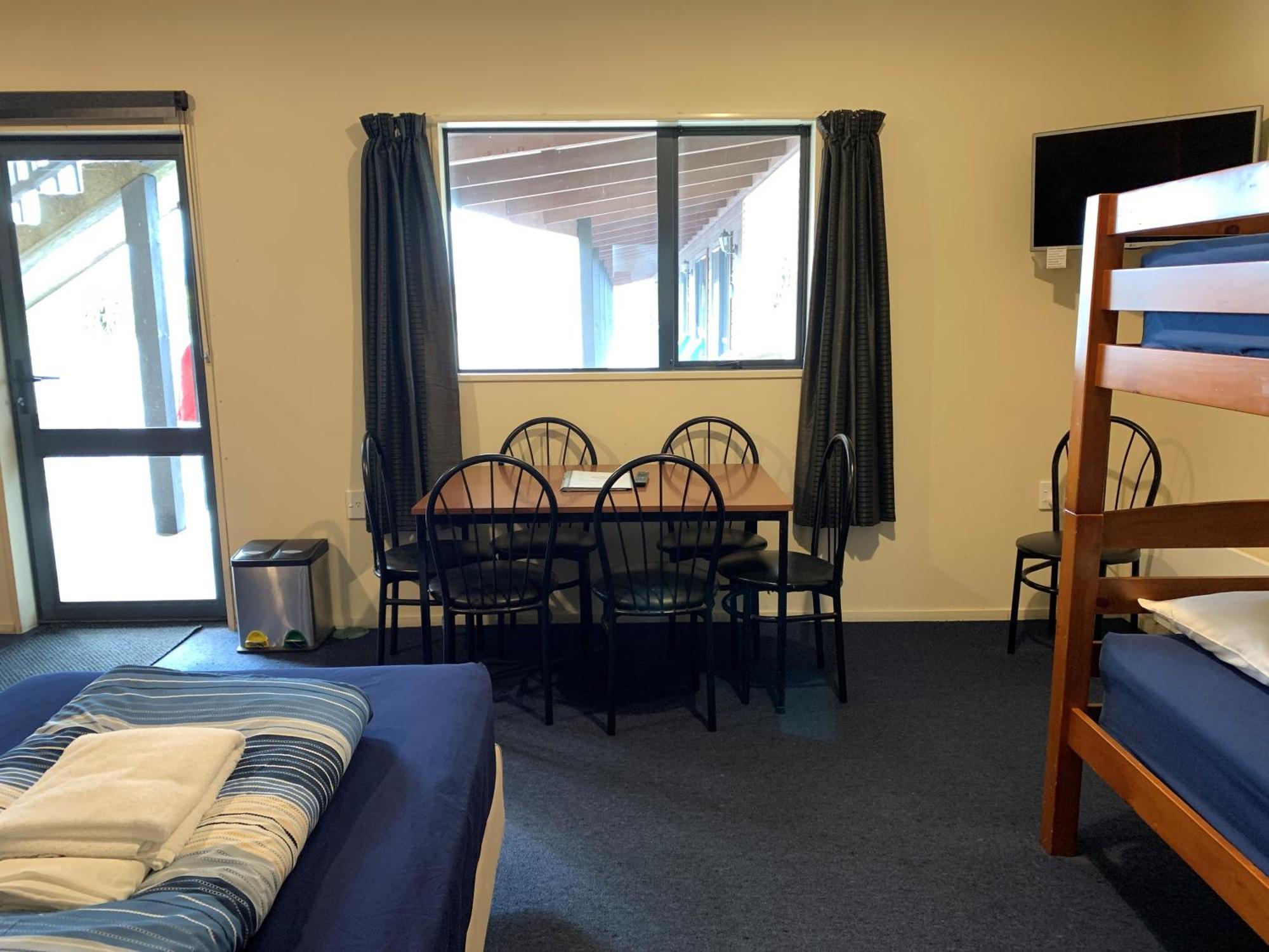 Haast River Motels & Holiday Park מראה חיצוני תמונה