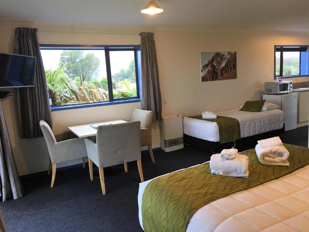 Haast River Motels & Holiday Park מראה חיצוני תמונה