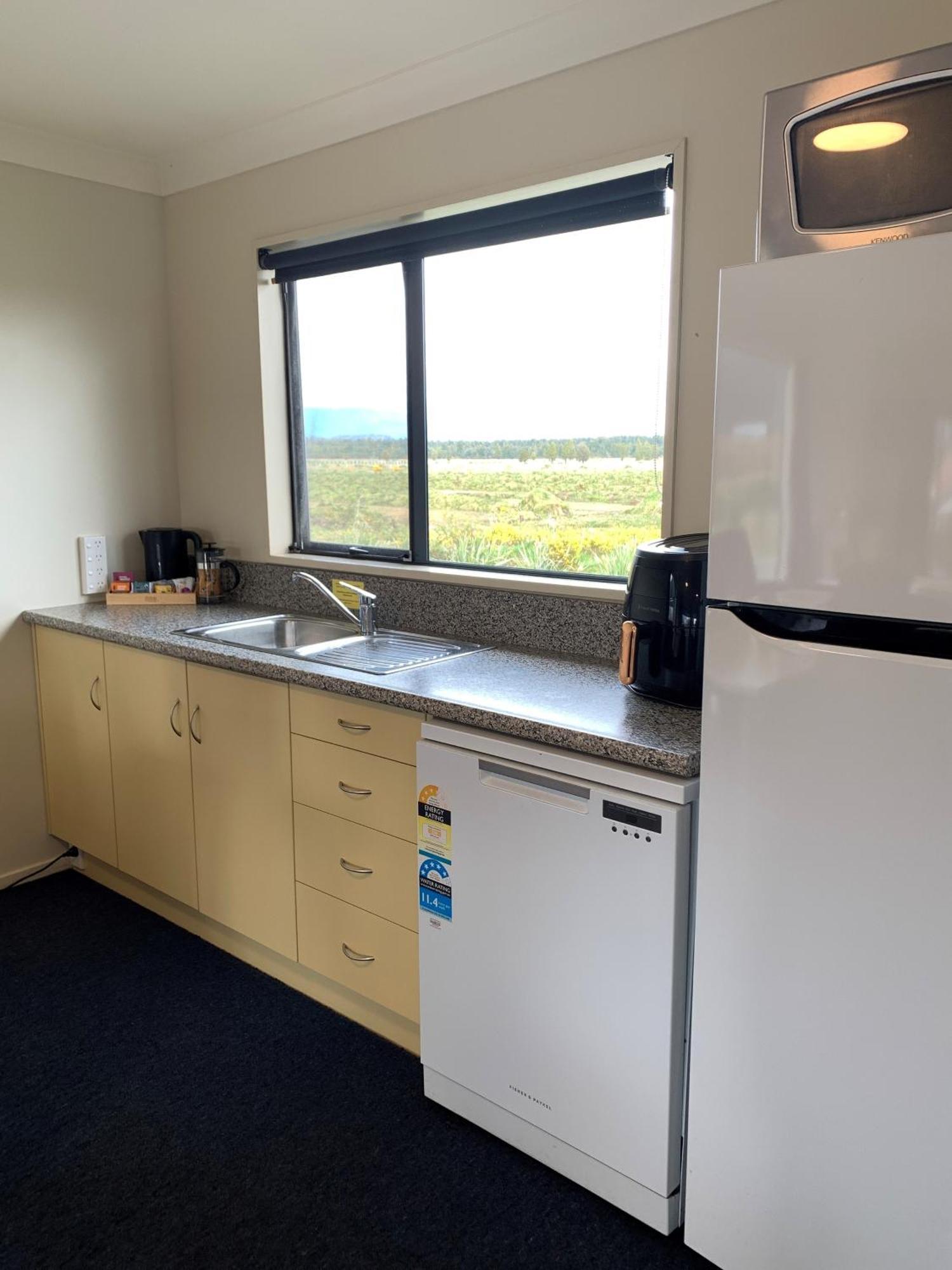 Haast River Motels & Holiday Park מראה חיצוני תמונה