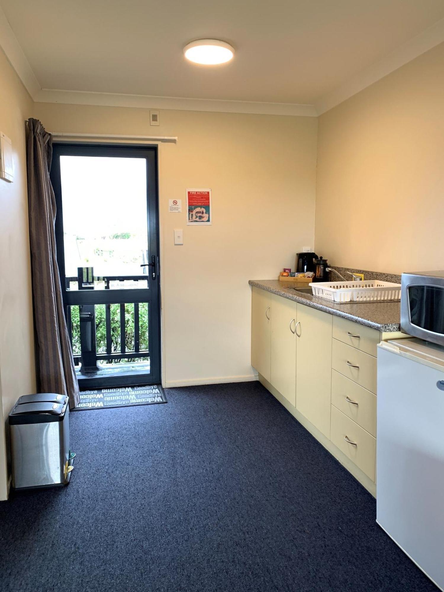 Haast River Motels & Holiday Park מראה חיצוני תמונה