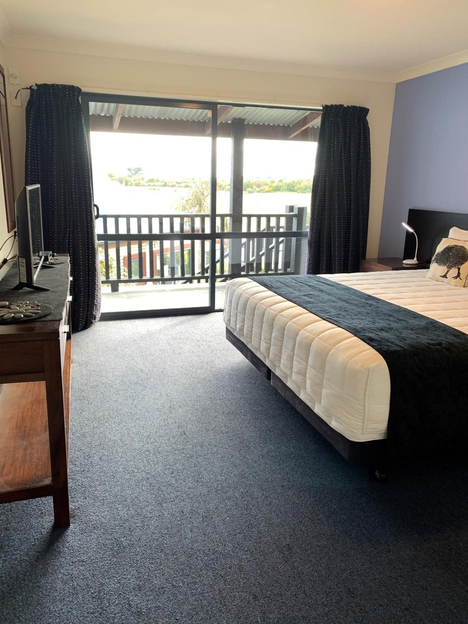 Haast River Motels & Holiday Park מראה חיצוני תמונה