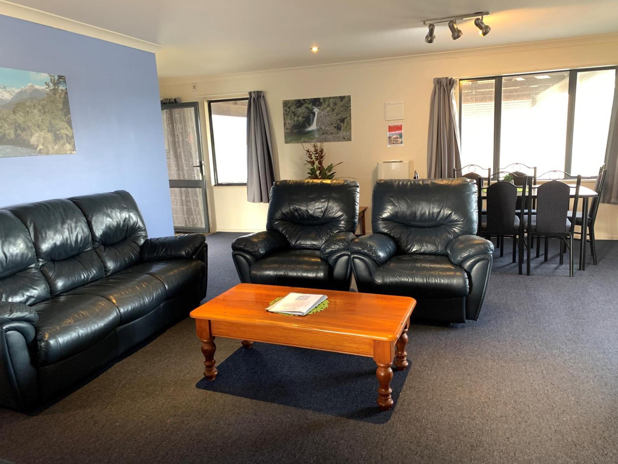 Haast River Motels & Holiday Park מראה חיצוני תמונה